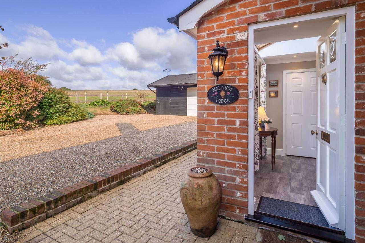 Maltings Lodge Chelsworth Exterior foto